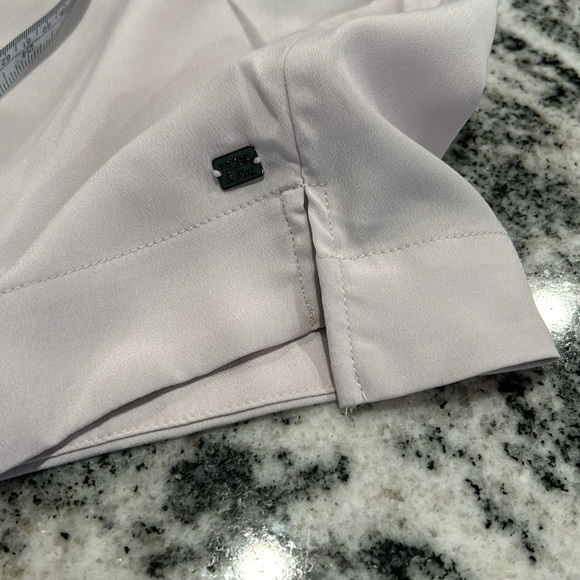 NWT- Monk and Lou lilac short sleeve size medium - Picture 11 of 11